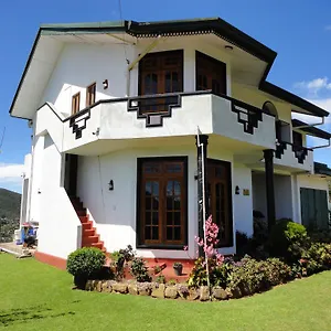 Guest house Hill Crest Residency, Nuwara Eliya